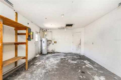 House in Largo, Florida 2 bedrooms, 90.21 sq.m. № 1657551 - photo 18