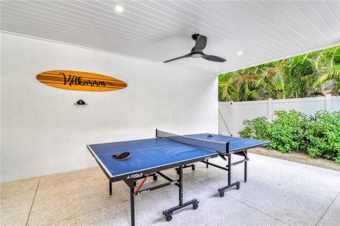 House in Sarasota, Florida 10 bedrooms, 472.59 sq.m. № 1555903 - photo 30