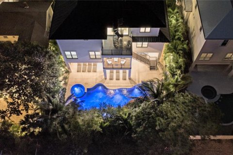 House in Sarasota, Florida 10 bedrooms, 472.59 sq.m. № 1555903 - photo 12