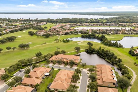 Townhouse in Orlando, Florida 4 bedrooms, 189.06 sq.m. № 2143376 - photo 5