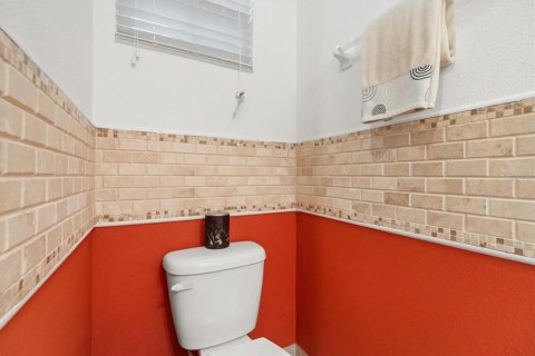 Townhouse in Orlando, Florida 4 bedrooms, 189.06 sq.m. № 2143376 - photo 19