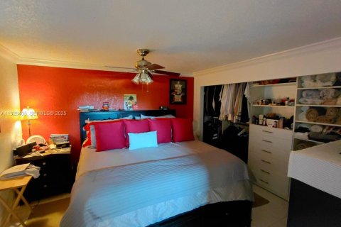 Condominio en alquiler en Coral Springs, Florida, 2 dormitorios, 94.76 m2 № 2076843 - foto 11