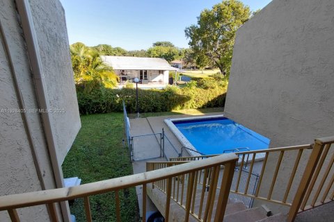 Condominio en alquiler en Coral Springs, Florida, 2 dormitorios, 94.76 m2 № 2076843 - foto 12