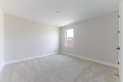 House in Lake Worth, Florida 5 bedrooms, 272.2 sq.m. № 2179678 - photo 25