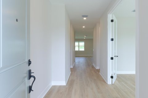 House in Lake Worth, Florida 5 bedrooms, 272.2 sq.m. № 2179678 - photo 3