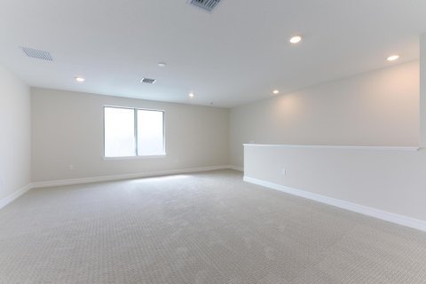 House in Lake Worth, Florida 5 bedrooms, 272.2 sq.m. № 2179678 - photo 16