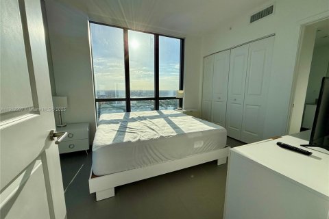 Condo in Miami, Florida, 2 bedrooms  № 1968140 - photo 14