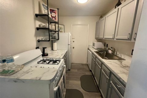 Copropriété à vendre à Gainesville, Floride: 2 chambres, 82.59 m2 № 2099621 - photo 10