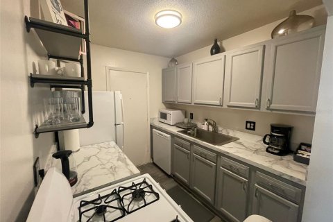 Copropriété à vendre à Gainesville, Floride: 2 chambres, 82.59 m2 № 2099621 - photo 8