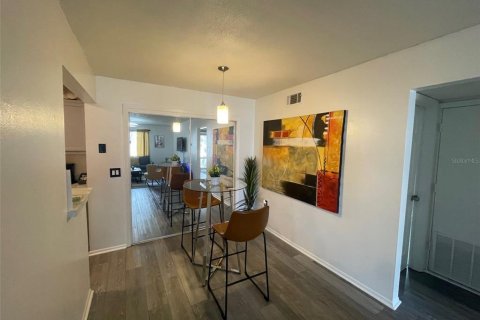 Copropriété à vendre à Gainesville, Floride: 2 chambres, 82.59 m2 № 2099621 - photo 7