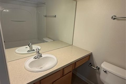 Touwnhouse à louer à Tampa, Floride: 2 chambres, 115.94 m2 № 2421955 - photo 23