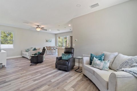 Casa en venta en North Port, Florida, 3 dormitorios, 117.15 m2 № 1626422 - foto 12
