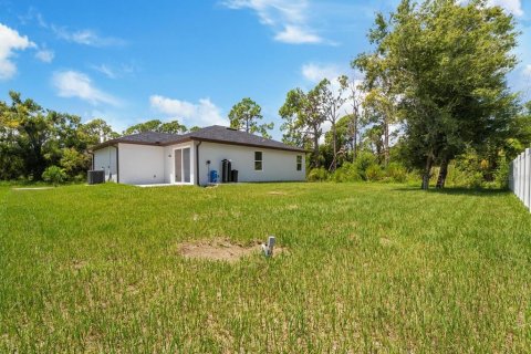 Casa en venta en North Port, Florida, 3 dormitorios, 117.15 m2 № 1626422 - foto 27