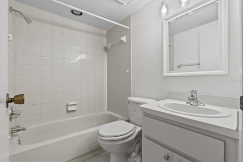 Condominio en alquiler en Tarpon Springs, Florida, 2 dormitorios, 94.3 m2 № 1840573 - foto 16