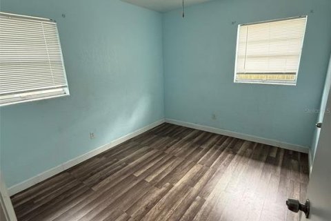 House in Lakeland, Florida 3 bedrooms, 74.32 sq.m. № 2117485 - photo 15