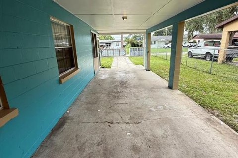 House in Lakeland, Florida 3 bedrooms, 74.32 sq.m. № 2117485 - photo 19