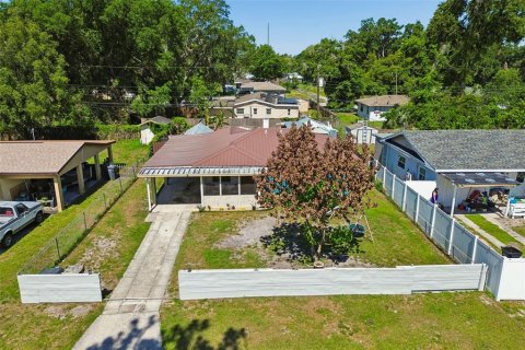 House in Lakeland, Florida 3 bedrooms, 74.32 sq.m. № 2117485 - photo 10