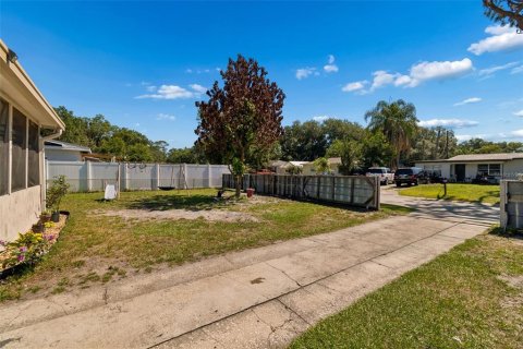 House in Lakeland, Florida 3 bedrooms, 74.32 sq.m. № 2117485 - photo 5