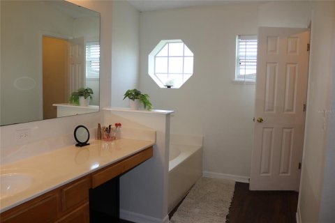 Casa en alquiler en Kissimmee, Florida, 4 dormitorios, 174.1 m2 № 1901745 - foto 13