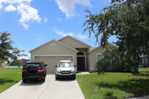 Casa en alquiler en Kissimmee, Florida, 4 dormitorios, 174.1 m2 № 1901745 - foto 2