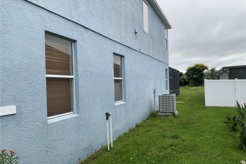 Casa en venta en Davenport, Florida, 5 dormitorios, 317.54 m2 № 2386126 - foto 5