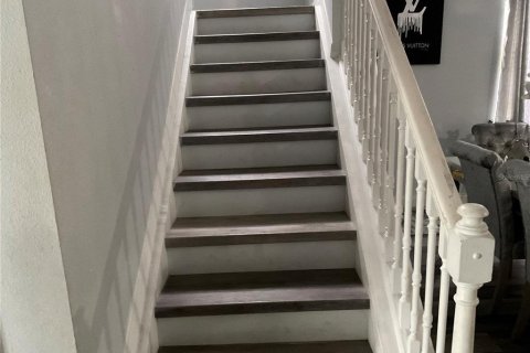 Casa en venta en Davenport, Florida, 5 dormitorios, 317.54 m2 № 2386126 - foto 17