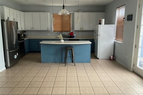 Casa en venta en Davenport, Florida, 5 dormitorios, 317.54 m2 № 2386126 - foto 12