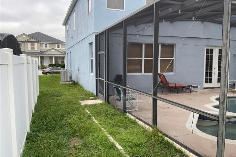 Casa en venta en Davenport, Florida, 5 dormitorios, 317.54 m2 № 2386126 - foto 7