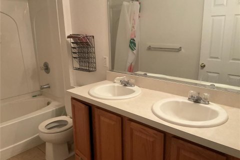 Casa en venta en Davenport, Florida, 5 dormitorios, 317.54 m2 № 2386126 - foto 25