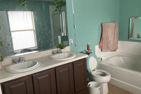 Casa en venta en Davenport, Florida, 5 dormitorios, 317.54 m2 № 2386126 - foto 23