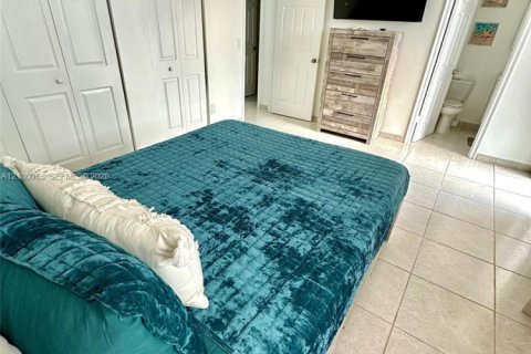 Villa ou maison à vendre à Royal Palm Beach, Floride: 3 chambres, 131.09 m2 № 2402164 - photo 28