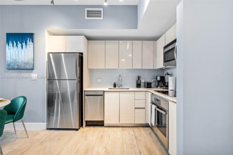 Снять в аренду кондоминиум в Халландейл-Бич, Флорида 2 спальни, 95.69м2, № 2014842 - фото 19