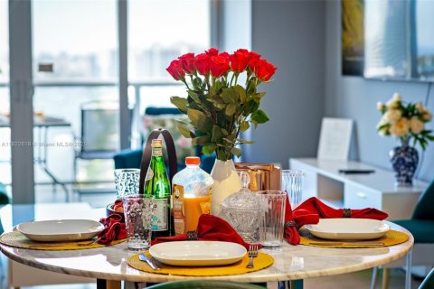 Снять в аренду кондоминиум в Халландейл-Бич, Флорида 2 спальни, 95.69м2, № 2014842 - фото 10