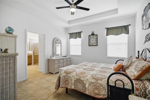 House in Palm Coast, Florida 3 bedrooms, 150.87 sq.m. № 2151328 - photo 15
