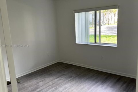 Touwnhouse à louer à Homestead, Floride: 2 chambres, 76.37 m2 № 2174675 - photo 3