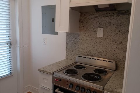 Appartement à louer à Miami Beach, Floride: 43.66 m2 № 1979530 - photo 6
