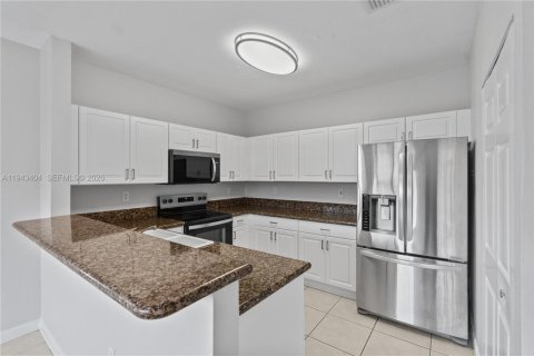 Touwnhouse à vendre à Homestead, Floride: 3 chambres, 128.11 m2 № 2000194 - photo 15