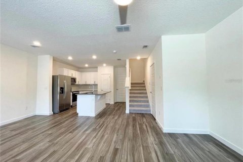 Townhouse in Longwood, Florida 3 bedrooms, 138.24 sq.m. № 1813362 - photo 10