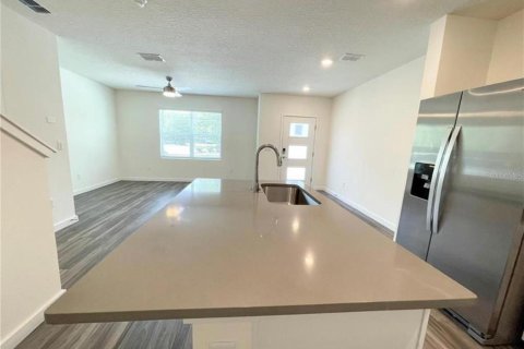 Townhouse in Longwood, Florida 3 bedrooms, 138.24 sq.m. № 1813362 - photo 12