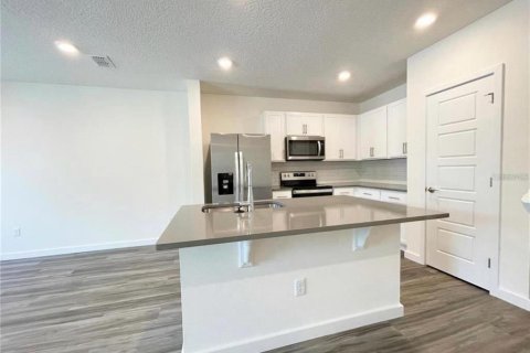 Townhouse in Longwood, Florida 3 bedrooms, 138.24 sq.m. № 1813362 - photo 13