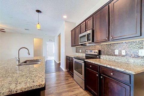 Casa en venta en Winter Haven, Florida, 4 dormitorios, 184.5 m2 № 2383839 - foto 18