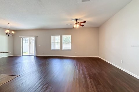 Casa en venta en Winter Haven, Florida, 4 dormitorios, 184.5 m2 № 2383839 - foto 9
