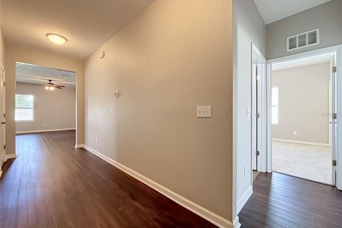 Casa en venta en Winter Haven, Florida, 4 dormitorios, 184.5 m2 № 2383839 - foto 6
