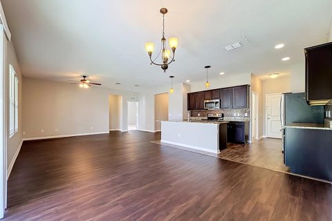 Casa en venta en Winter Haven, Florida, 4 dormitorios, 184.5 m2 № 2383839 - foto 12