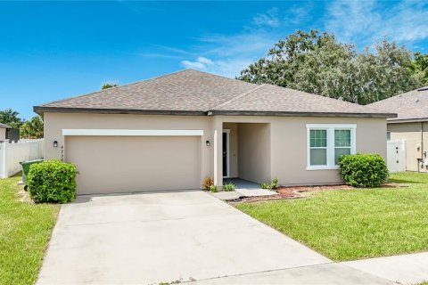 Casa en venta en Winter Haven, Florida, 4 dormitorios, 184.5 m2 № 2383839 - foto 4