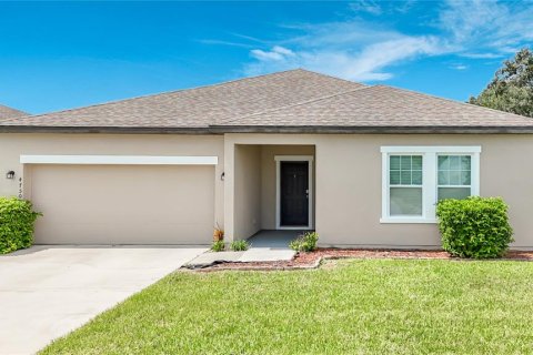 Casa en Winter Haven, Florida 4 dormitorios, 184.5 m2 № 2383839