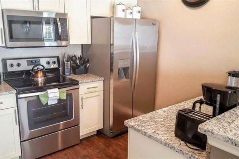 Copropriété à louer à Kissimmee, Floride: 3 chambres, 120.77 m2 № 2330568 - photo 6