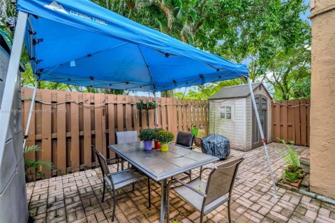 Condo in Plantation, Florida, 3 bedrooms  № 2053977 - photo 19