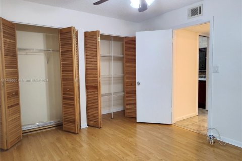 Condo in Plantation, Florida, 3 bedrooms  № 2053977 - photo 10