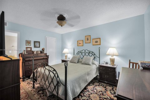 Condo in Plantation, Florida, 3 bedrooms  № 2053977 - photo 3